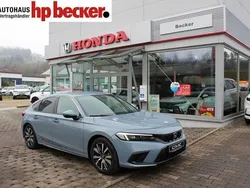 Sonic grey pearl Neu 2025 Honda Civic Elegance Coupé | 33.990 € (Guter Preis)