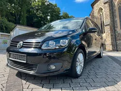 Schwarz Gebraucht 2015 VW Touran Cup Van / Kleinbus | 9.000 € (Fairer Preis)