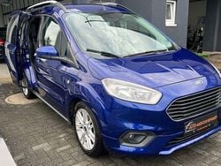 Blau Gebraucht 2018 Ford Tourneo Courier Titanium Van / Kleinbus | 9.890 € (Guter Preis)