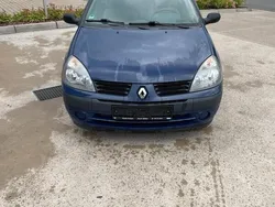 Blau Gebraucht 2006 Renault Clio II Kleinwagen | 1.700 €
