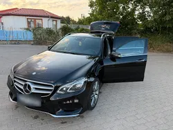 Schwarz Gebraucht 2016 Mercedes E500 Kombi | 23.500 € (Fairer Preis)