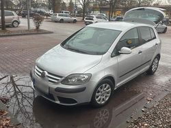 Silber Gebraucht 2005 VW Golf IV Limousine | 2.500 € (Fairer Preis)