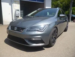 Grau Gebraucht 2017 Seat Leon ST FR Kombi | 10.990 € (Fairer Preis)