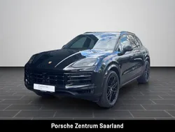 Chromitschwarzmetallic Gebraucht 2024 Porsche Cayenne SUV | 104.800 €