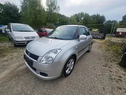 Grau Gebraucht 2007 Suzuki Swift Limousine | 3.450 € (Etwas zu teuer)