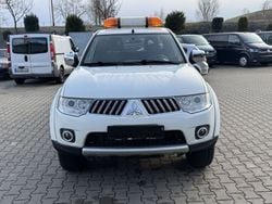 Unbekannt (metallic) Gebraucht 2012 Mitsubishi L200 Intense Abholung | 14.990 € (Guter Preis)