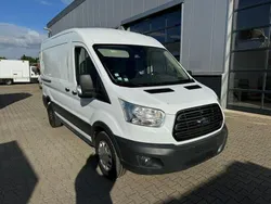 Frostweiß Gebraucht 2016 Ford Transit Trend Van | 5.712 €