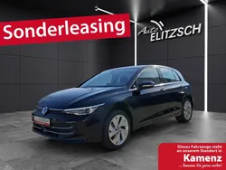 Grenadillschwarz metallic Neu 2024 VW Golf VIII Style Limousine | 34.750 € (Etwas zu teuer)