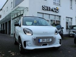 Tridiongold & kristallweiß Gebraucht 2020 Smart ForTwo Electric Drive Coupé | 9.990 € (Etwas zu teuer)