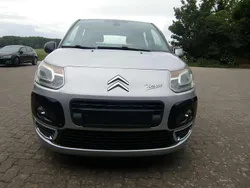 Silber Gebraucht 2009 Citroën C3 Picasso Tendance Van / Kleinbus | 2.700 € (Guter Preis)