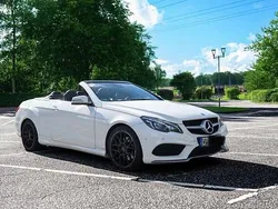 Weiß Gebraucht 2015 Mercedes E250 AMG line Cabrio | 24.300 € (Fairer Preis)