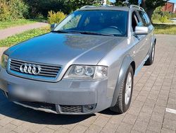 Grau Gebraucht 2003 Audi A6 Kombi | 3.300 €