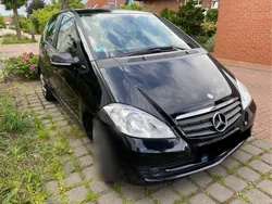 Schwarz Gebraucht 2011 Mercedes A160 Kleinwagen | 3.600 € (Fairer Preis)