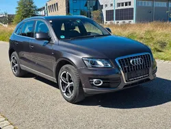 Grau Gebraucht 2012 Audi Q5 Comfort SUV | 11.900 € (Fairer Preis)