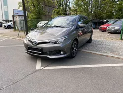 Grau Gebraucht 2017 Toyota Auris Hybrid Edition-S Kombi | 13.599 € (Guter Preis)
