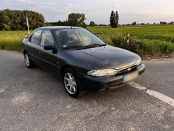 Silber Gebraucht 1993 Ford Mondeo Ghia Limousine | 800 €