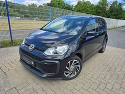 Schwarz Gebraucht 2017 VW up! Sound Kleinwagen | 8.250 € (Fairer Preis)