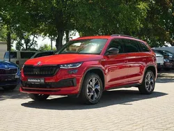 Velvet rot metallic Gebraucht 2022 Skoda Kodiaq SportLine SUV | 34.889 € (Fairer Preis)