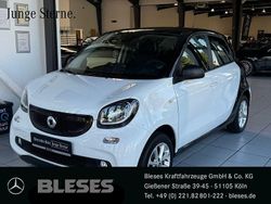 Karosserie in white Gebraucht 2019 Smart ForFour Passion Kleinwagen | 15.900 € (Etwas zu teuer)