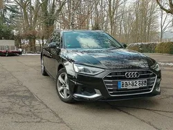 Schwarz Gebraucht 2019 Audi A4 Advanced Kombi | 20.400 € (Fairer Preis)