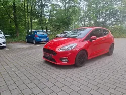 Rot Gebraucht 2018 Ford Fiesta ST-Line Kleinwagen | 8.350 € (Superpreis)