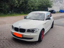 Weiß Gebraucht 2009 BMW 123 Coupé Coupé | 7.250 € (Guter Preis)