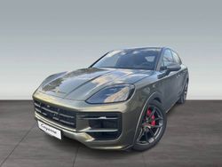 Grün Gebraucht 2025 Porsche Cayenne GTS SUV | 174.900 €