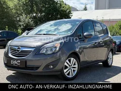Grau Gebraucht 2011 Opel Meriva Innovation Van / Kleinbus | 5.799 € (Fairer Preis)