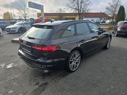 Schwarz Gebraucht 2024 Audi A4 Basis Kombi | 31.900 € (Guter Preis)