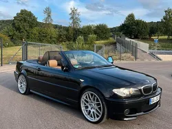Schwarz Gebraucht 2003 BMW 320 Cabriolet Cabrio | 9.900 €