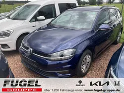Atlantik blue metallic Gebraucht 2019 VW Golf VII Trendline Kombi | 15.899 € (Fairer Preis)