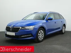 Blau Gebraucht 2022 Skoda Superb Active Kombi | 22.950 € (Guter Preis)
