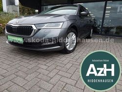 Grau Gebraucht 2022 Skoda Octavia Ambition Kombi | 22.790 € (Fairer Preis)