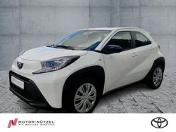 Super white 2 Neu 2025 Toyota Aygo Business Edition Kleinwagen | 18.690 €