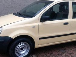 Gelb Gebraucht 2009 Fiat Panda Kleinwagen | 1.750 €