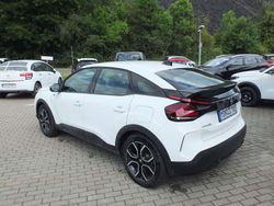 Polar weiß metallic Gebraucht 2023 Citroën e-C4 Feel Kleinwagen | 19.499 € (Guter Preis)