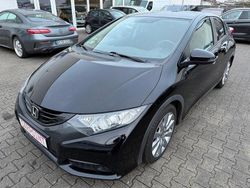 Schwarz Gebraucht 2014 Honda Civic Lifestyle Limousine | 7.850 € (Fairer Preis)