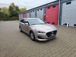 Beige Gebraucht 2019 Hyundai i30 Pure Kombi | 12.999 € (Fairer Preis)