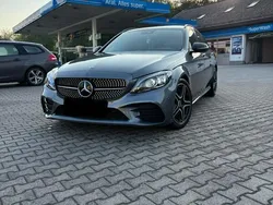 Grau Gebraucht 2019 Mercedes C300 AMG Kombi | 26.999 € (Guter Preis)