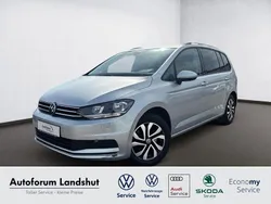 Reflexsilber Gebraucht 2022 VW Touran Active Van / Kleinbus | 23.490 € (Guter Preis)