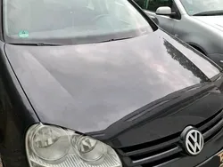 Schwarz Gebraucht 2004 VW Golf V Kleinwagen | 1.500 € (Fairer Preis)