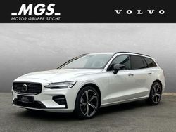Crystal white pearl Gebraucht 2022 Volvo V60 Plus Kombi | 52.800 €