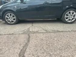 Schwarz Gebraucht 2006 Opel Corsa Kleinwagen | 1.250 € (Guter Preis)