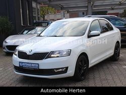 Weiß Gebraucht 2019 Skoda Rapid Ambition Limousine | 11.800 € (Fairer Preis)