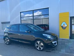 Schwarz Gebraucht 2011 Renault Scénic III Bose Edition Van / Kleinbus | 4.700 €