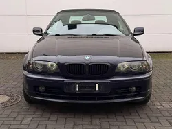 Blau Gebraucht 2002 BMW 320 Cabriolet Performance Cabrio | 8.900 € (Etwas zu teuer)