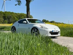 Weiß Gebraucht 2010 Nissan 370Z Coupé | 22.999 € (Teuer)