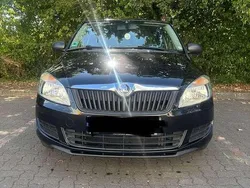 Schwarz Gebraucht 2014 Skoda Fabia Cool Edition Kleinwagen | 4.900 € (Fairer Preis)