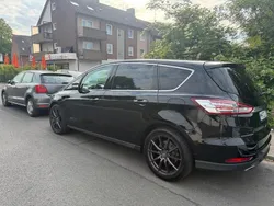 Schwarz Gebraucht 2018 Ford S-MAX Titanium Van / Kleinbus | 19.999 € (Etwas zu teuer)