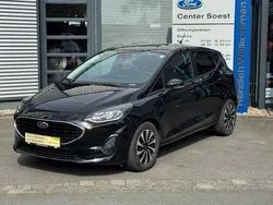 Obsidianschwarz metallic (metallic) Gebraucht 2022 Ford Fiesta Cool & Connect Kleinwagen | 14.590 € (Guter Preis)